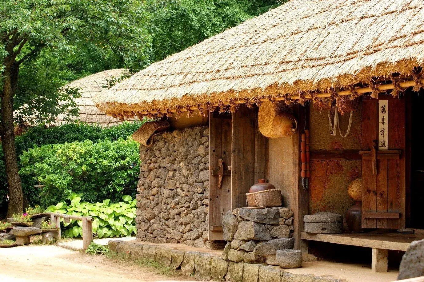 Arquitetura Vernacular | Hanok Coreano, "casas que respiram".