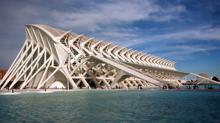 Foto do Museu de Ciências Príncipe Felipe | Cidade das Artes e Ciências, em Valência, na Espanha.