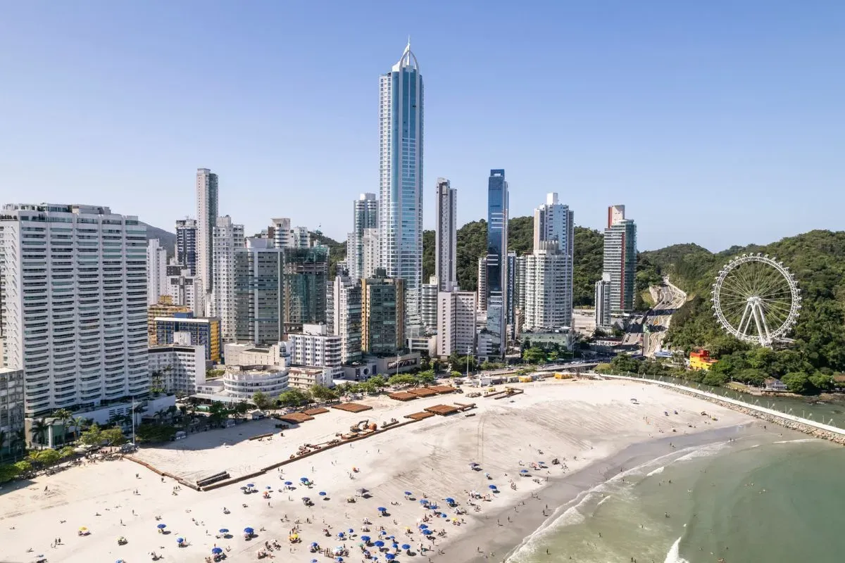 Barra Norte de Balneário Camboriú.