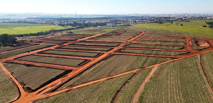 Fotografia aérea de loteamento.
